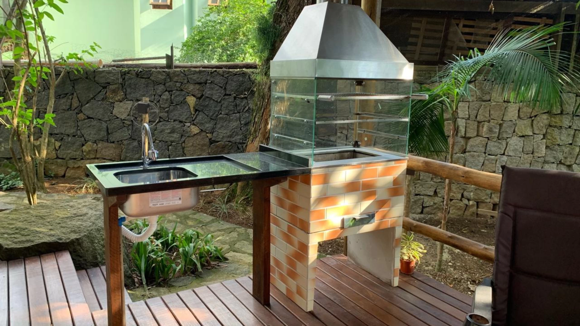 Tudoem Ilhabela