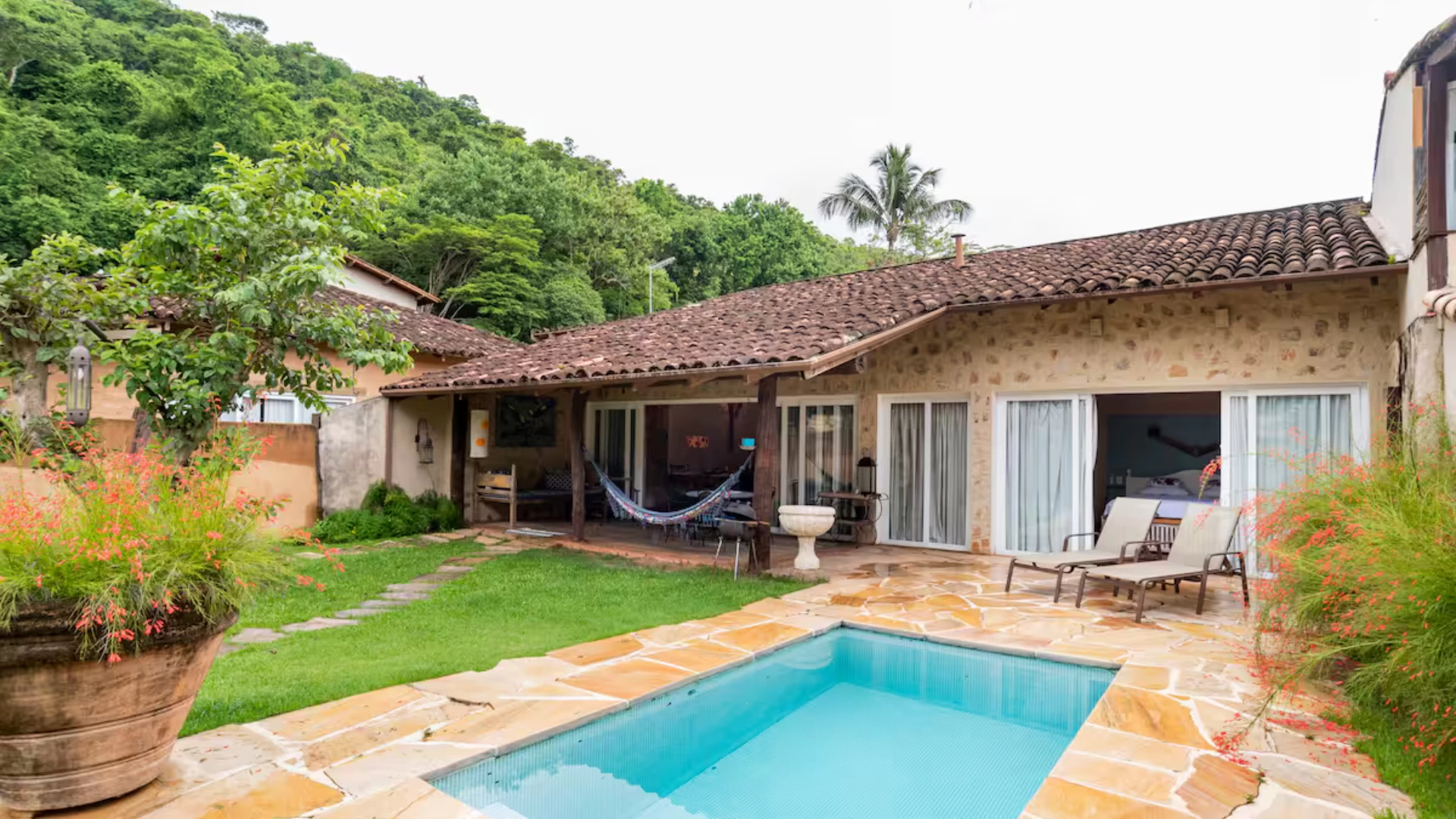 Tudoem Ilhabela