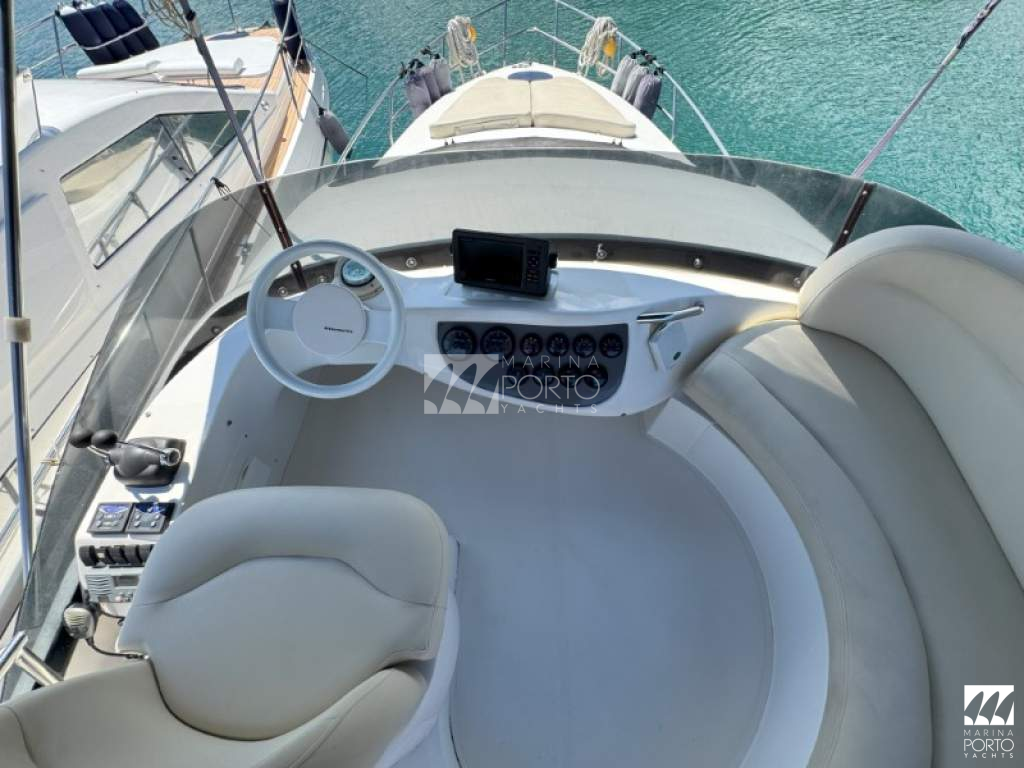 Intermarineazimut380full_slide_4