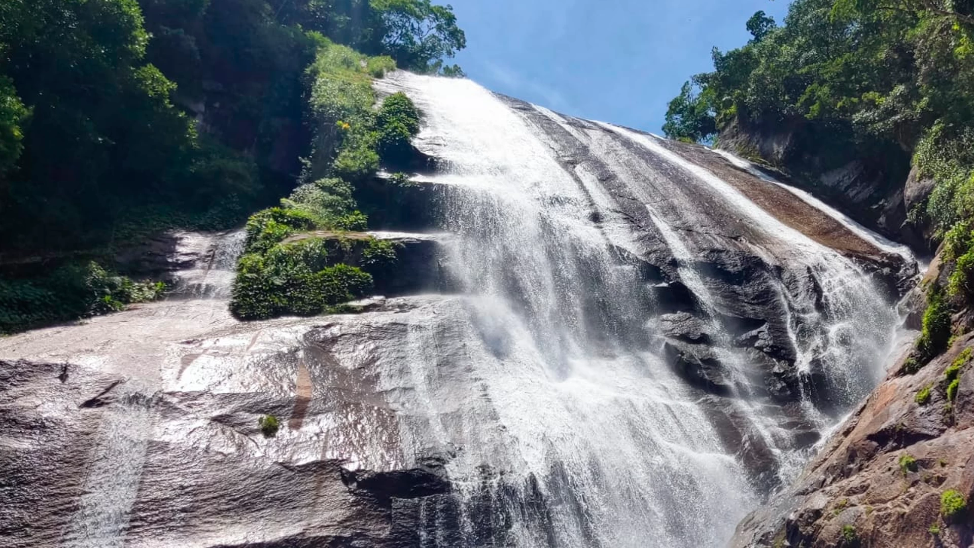 Tudoem Ilhabela